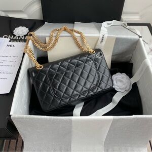 Chanel Black Quilted Shoulder Bag with Gold Chain